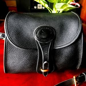 Dooney and Bouke Vintage medium essex crossbody